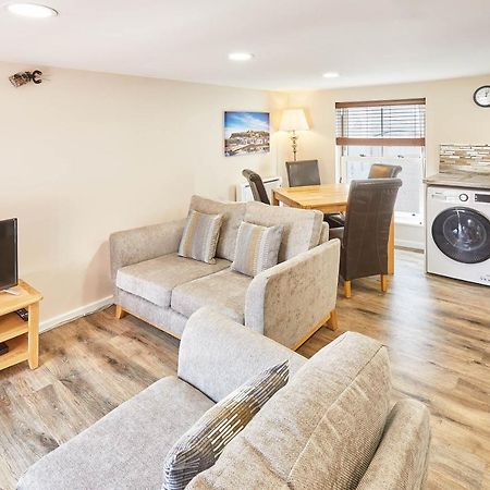Host & Stay - Lobster Pot Apartment 惠特比 外观 照片